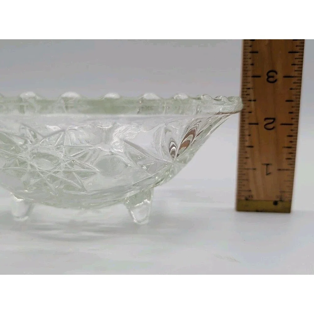 Vintage Tripod Crystal Clear Pressed Glass Bowl With Scalloped Edge And Star